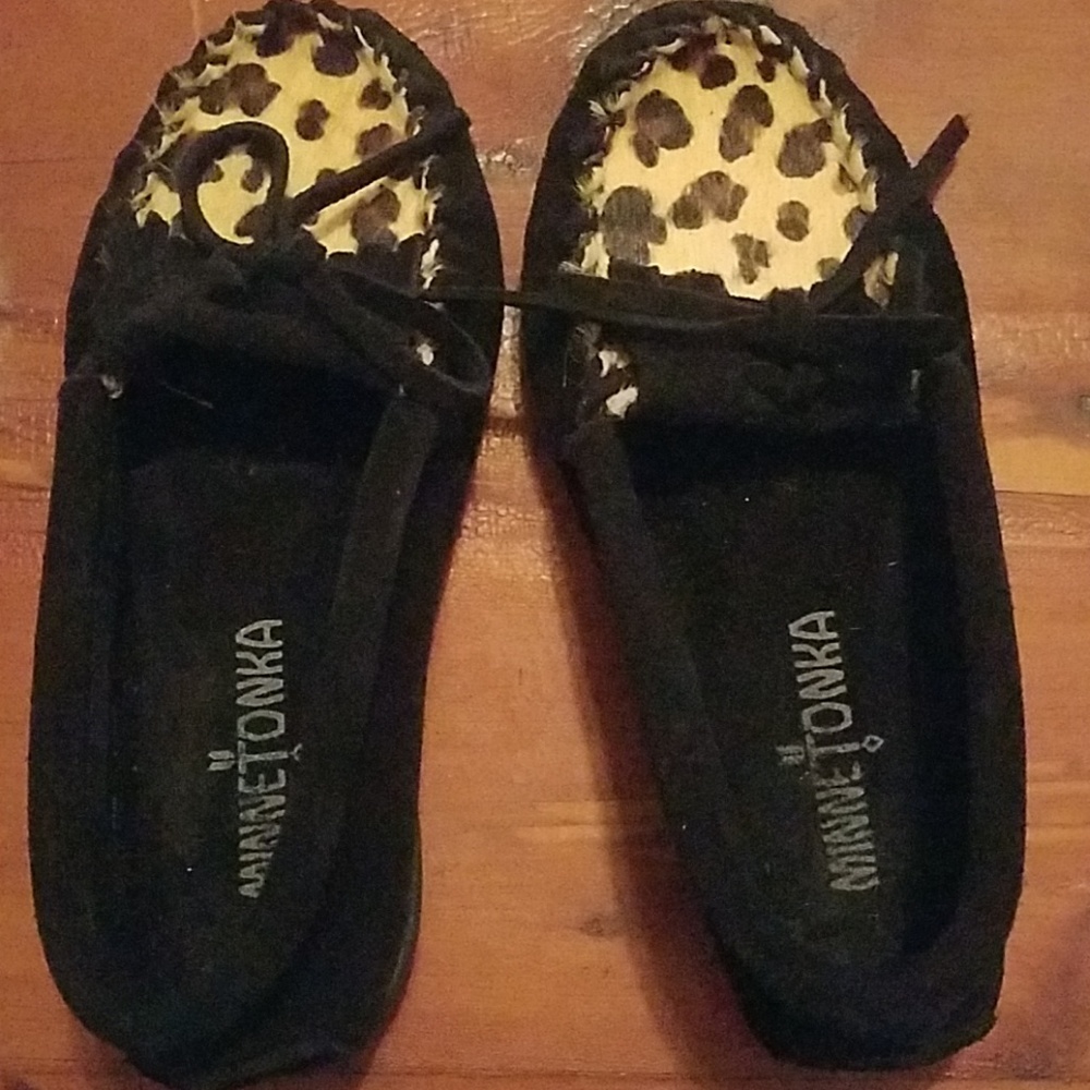 Girls moccasins